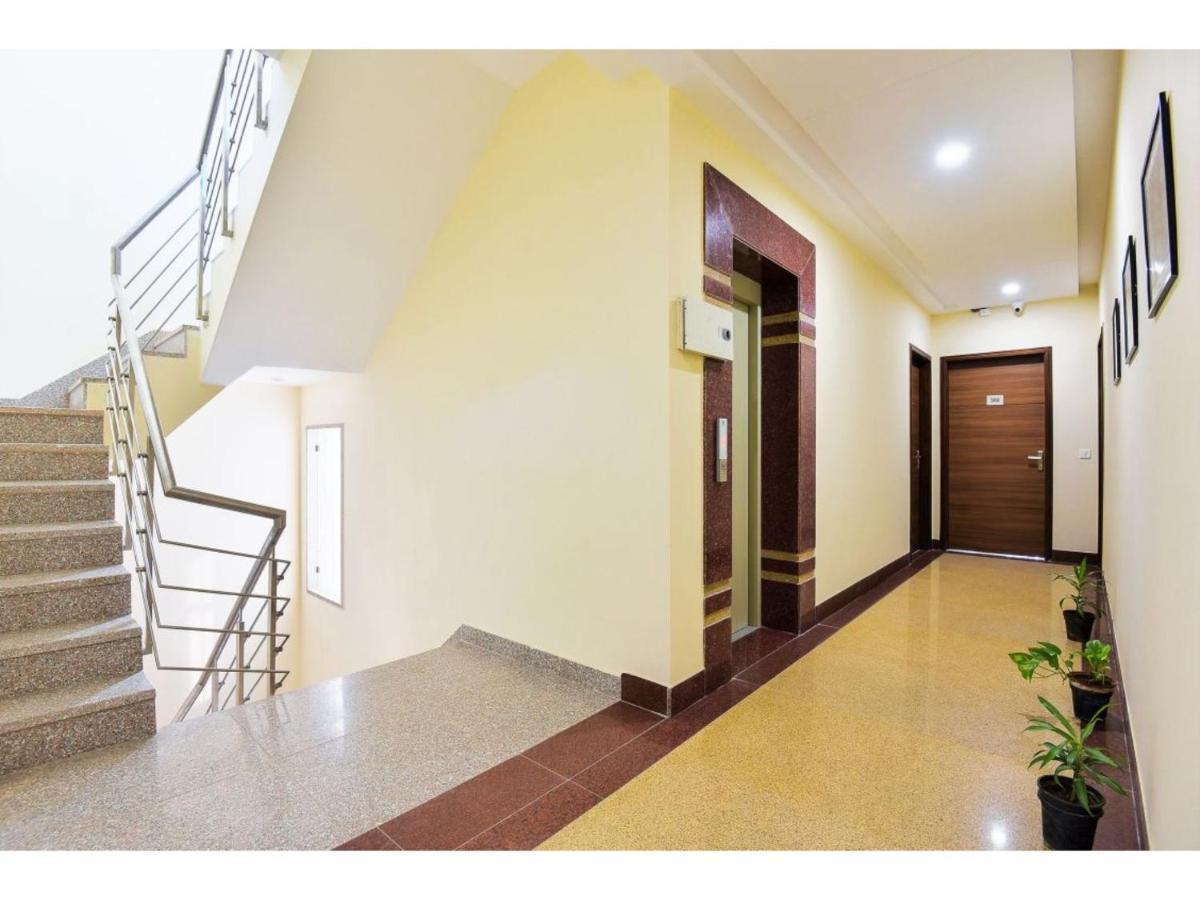 Bluo Studio5 Golf Course Road - Gym, Terrace Garden Gurgaon Ngoại thất bức ảnh