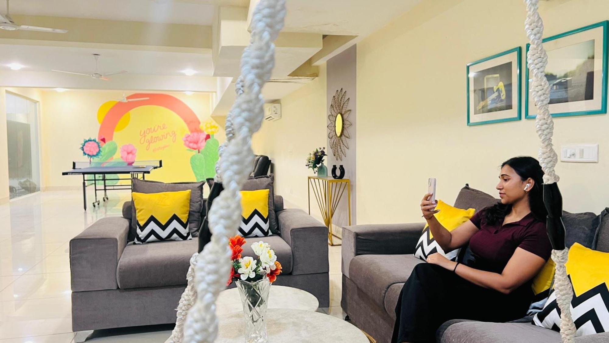 Bluo Studio5 Golf Course Road - Gym, Terrace Garden Gurgaon Ngoại thất bức ảnh