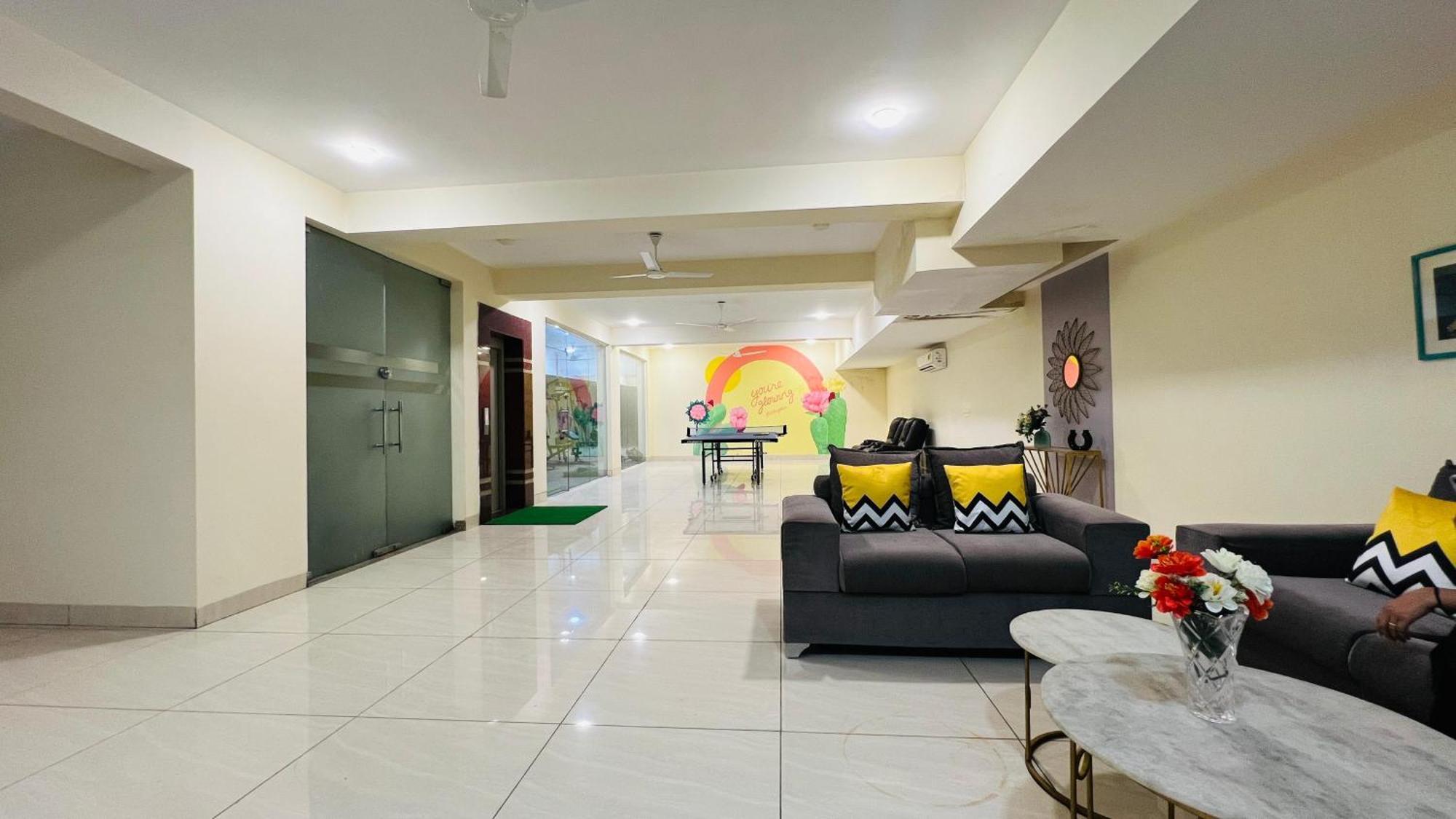 Bluo Studio5 Golf Course Road - Gym, Terrace Garden Gurgaon Ngoại thất bức ảnh